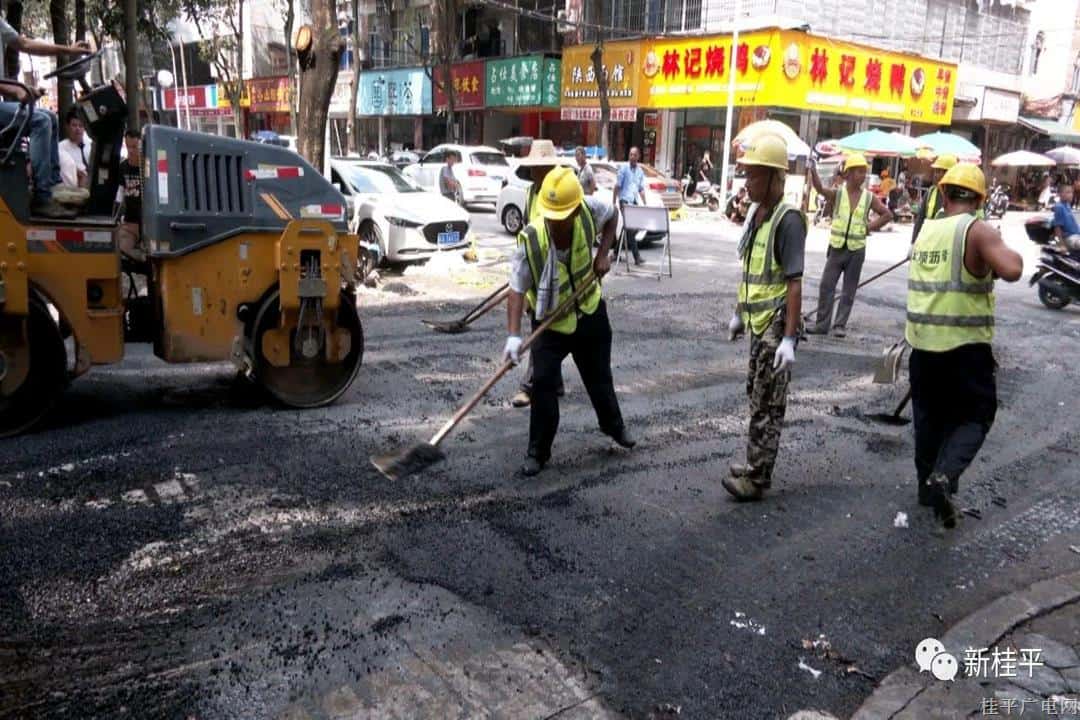 桂平：背街小巷改造“提速” 刷新城市“容颜”
